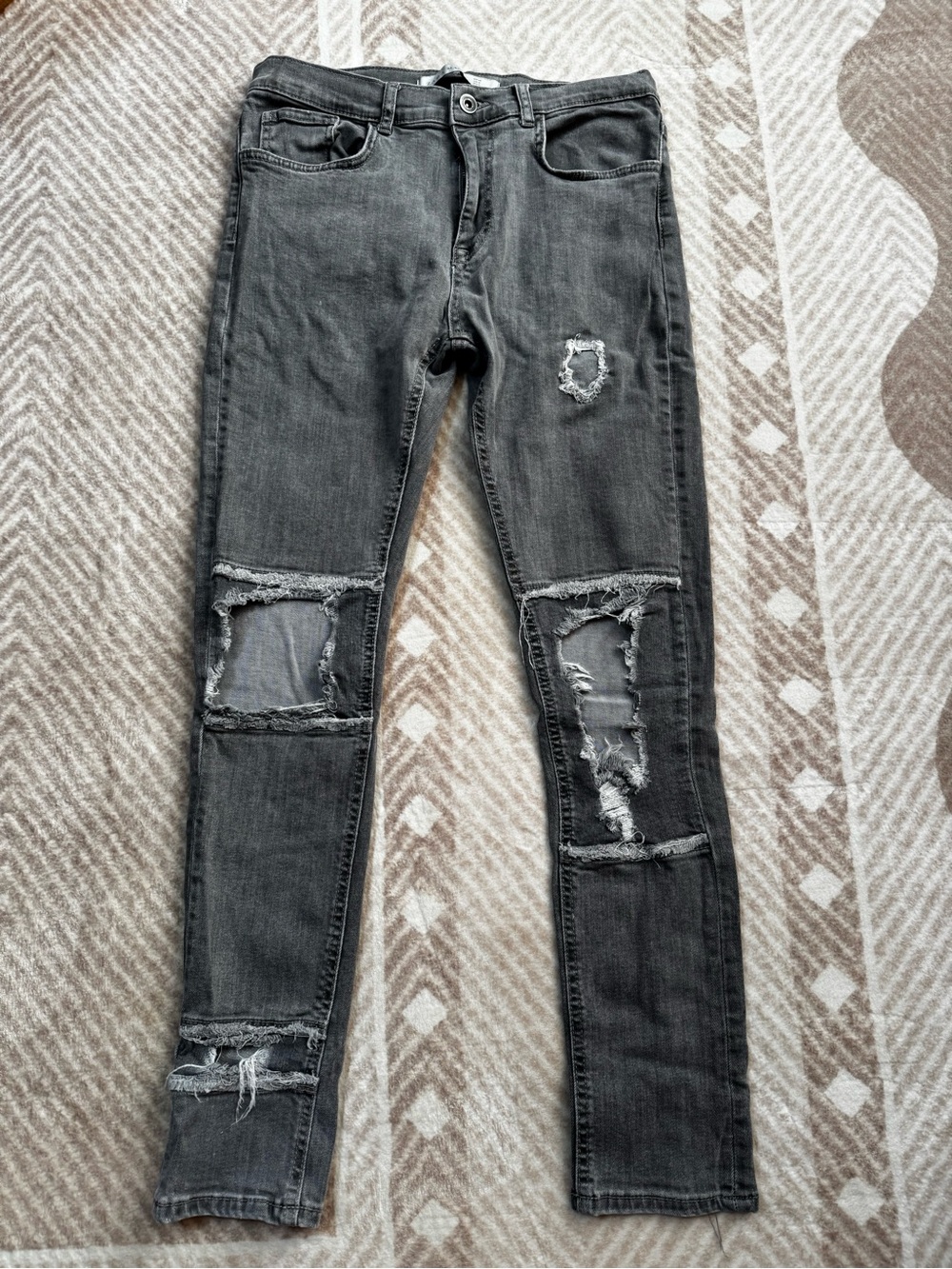 Zara Men's Skinny Ripped Charcoal Jeans